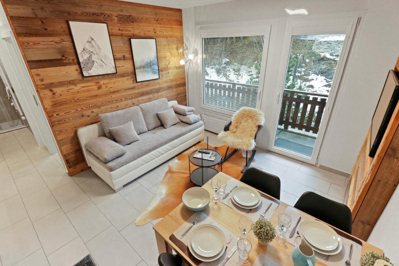 Appartement En Plein Centre De Crans Montana Exterior foto